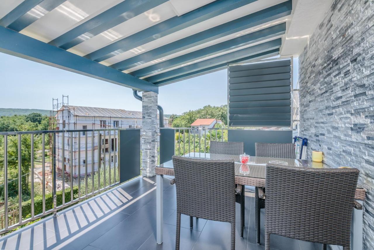 Apartment Dragica Čižići Exteriör bild